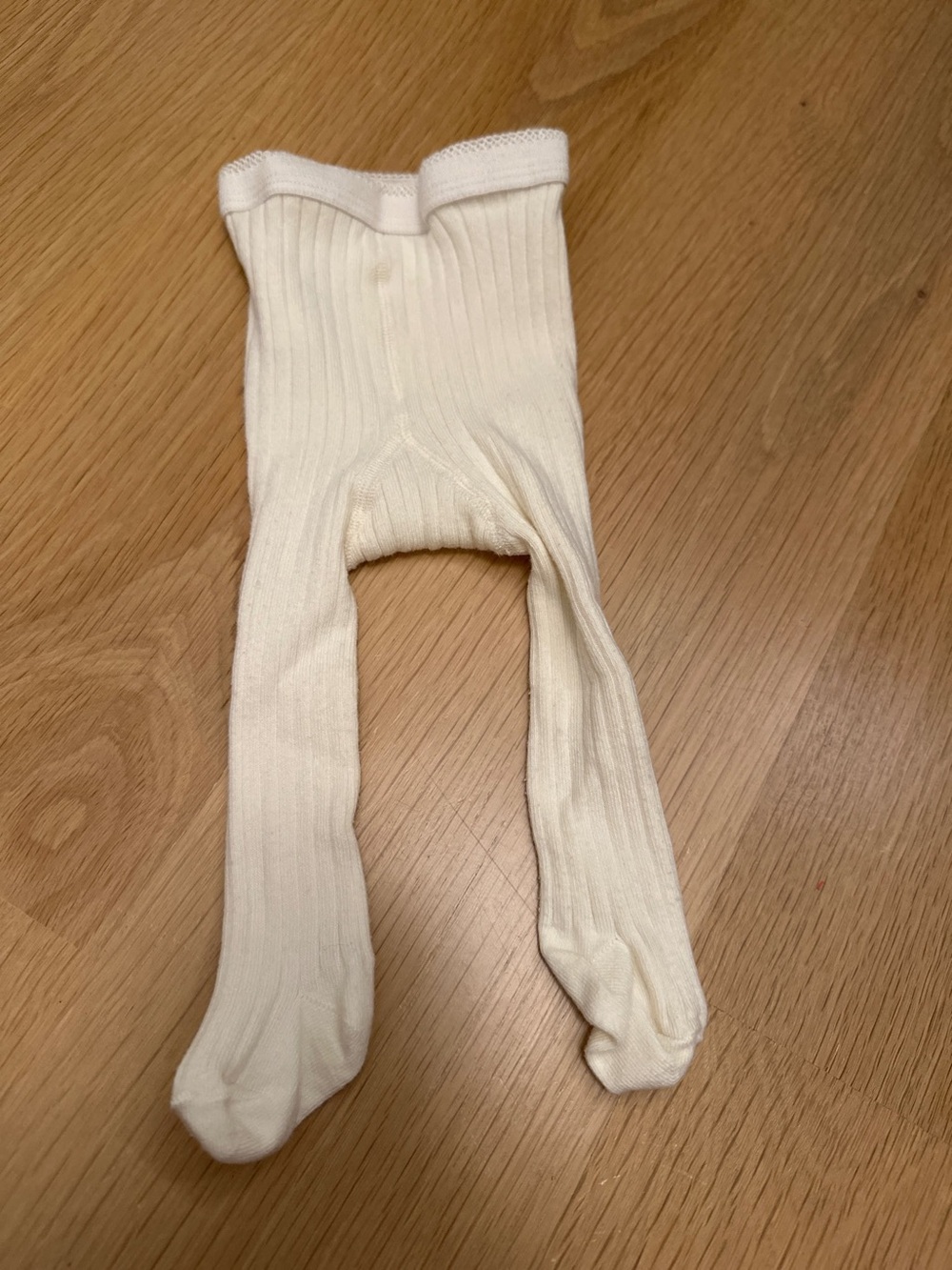 Hanna Andersson Cream Ribbed Baby tights